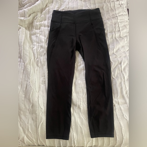 LuluLemon Leggings - Picture 1 of 2
